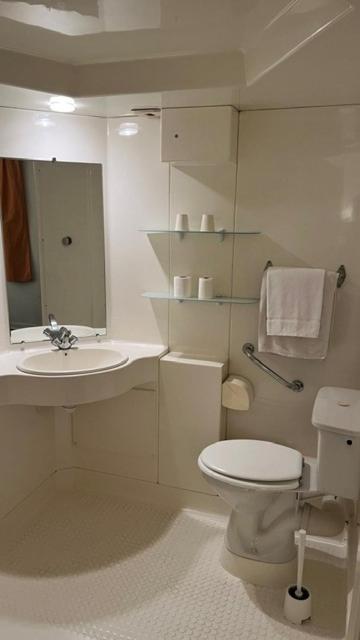 Quick Palace Anglet Bagian luar foto